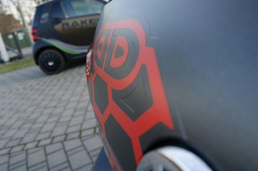  Volkswagen Golf GTi by Rakelx Folientechnik 2014 года  (фото 15 из 18)